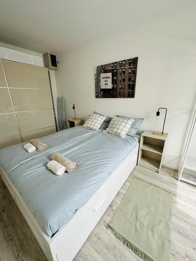 Palace Quarter 1 Peaceful Modern Central Top Floor Apartment Budapest Eksteriør billede